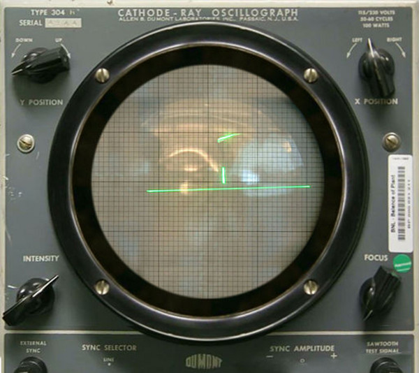 Tennis For Two on a DuMont Lab Oscilloscope Type 304 A